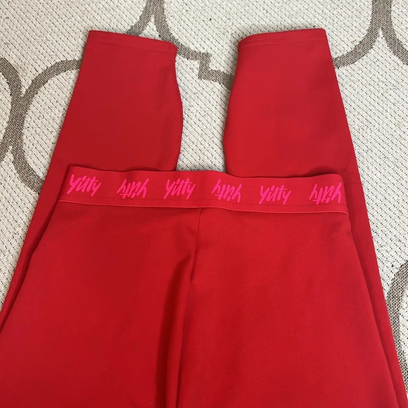 Fabletics Yitty Major Label Shaping High Waist Logo Legging 7/8 - Picture 11 of 12